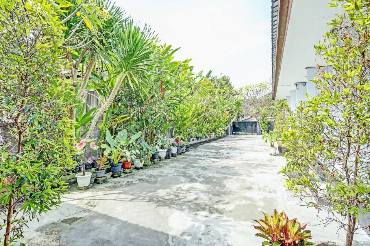 Spot On 91197 Pondok Rahayu Hotel เกอโรโบกัน ภายนอก รูปภาพ