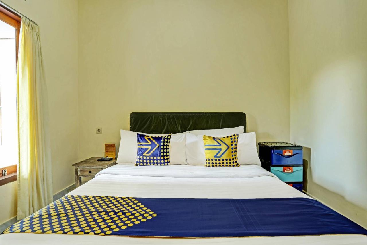 Spot On 91197 Pondok Rahayu Hotel เกอโรโบกัน ภายนอก รูปภาพ