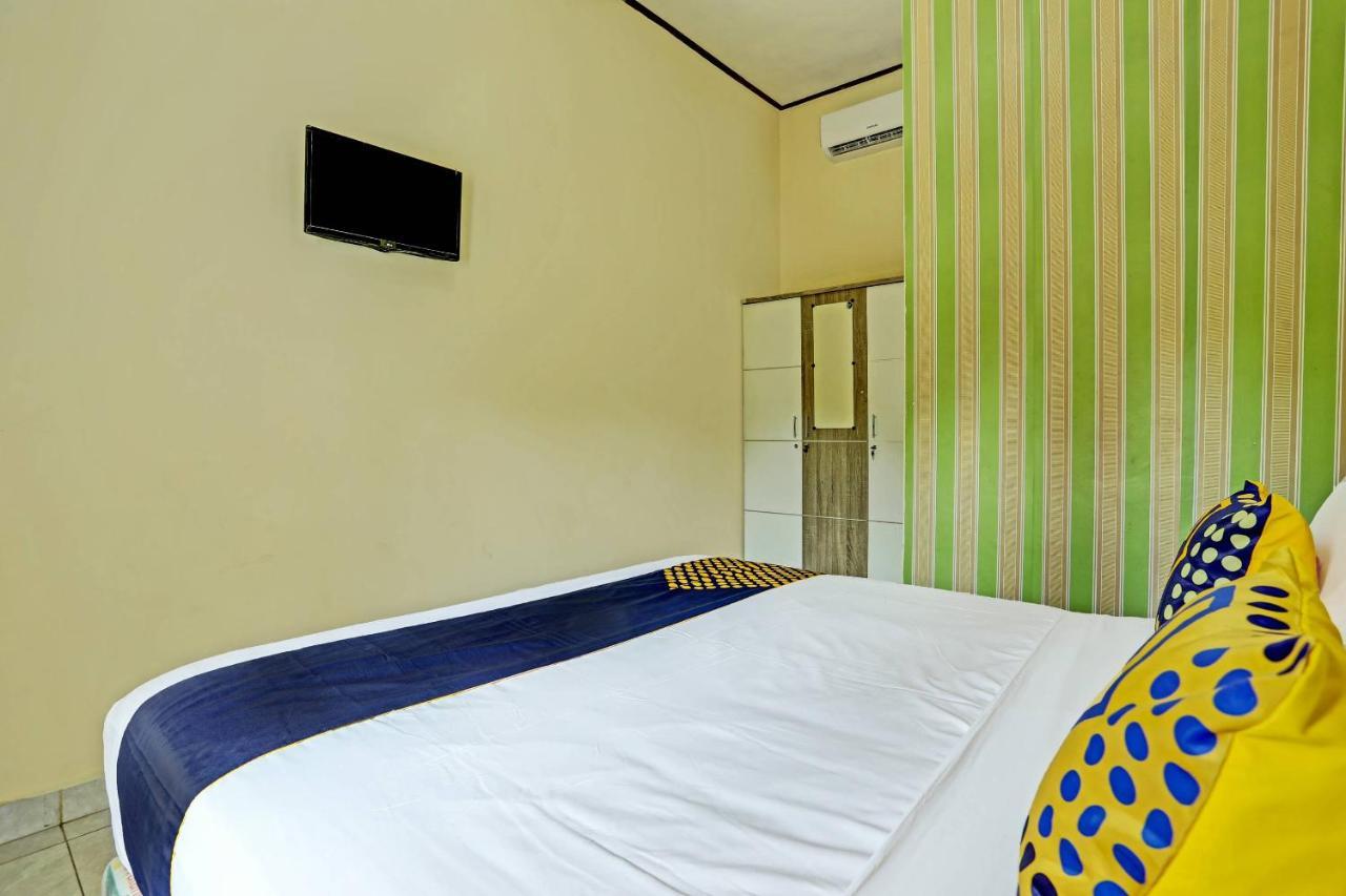 Spot On 91197 Pondok Rahayu Hotel เกอโรโบกัน ภายนอก รูปภาพ
